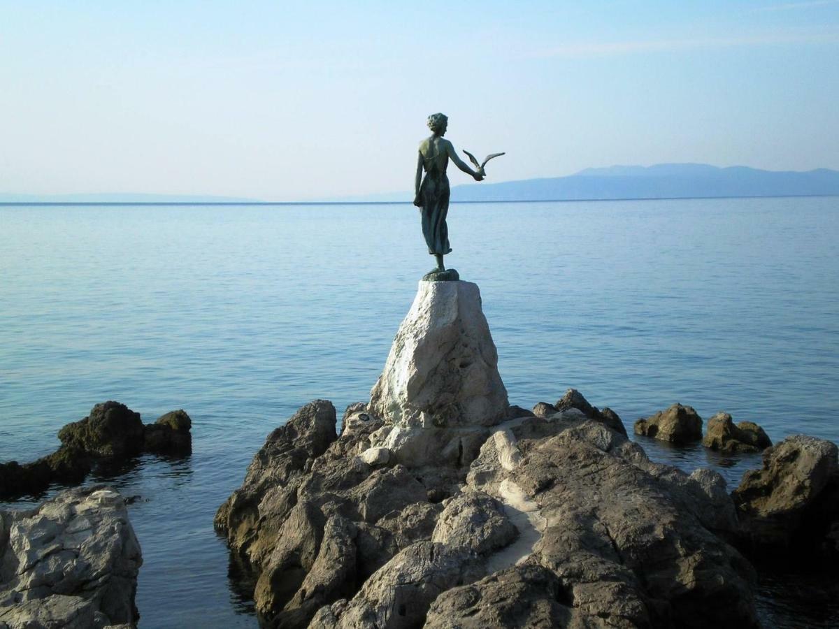 Apartments Matacin With Sea View Οπατία Εξωτερικό φωτογραφία