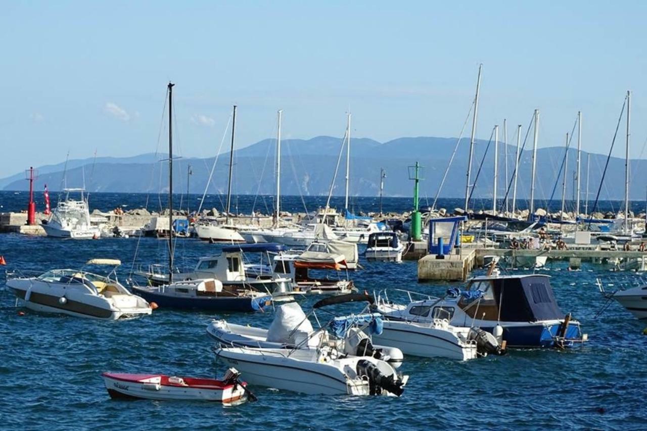 Apartments Matacin With Sea View Οπατία Εξωτερικό φωτογραφία